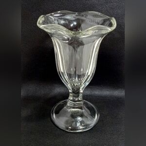 Fluted Tulip Ice Cream Sundae Dish Parfait Fountainware